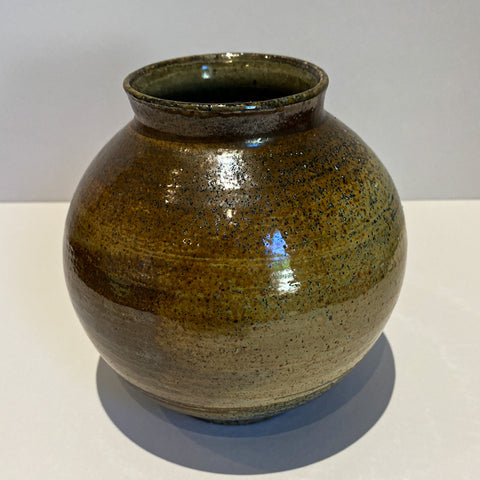 Medium Oval Vase. Woodfired Ceramics (NH04)