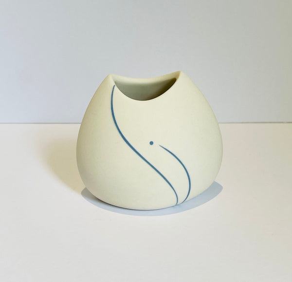 Extra Small White Porcelain with Blue Inlay (SD32)