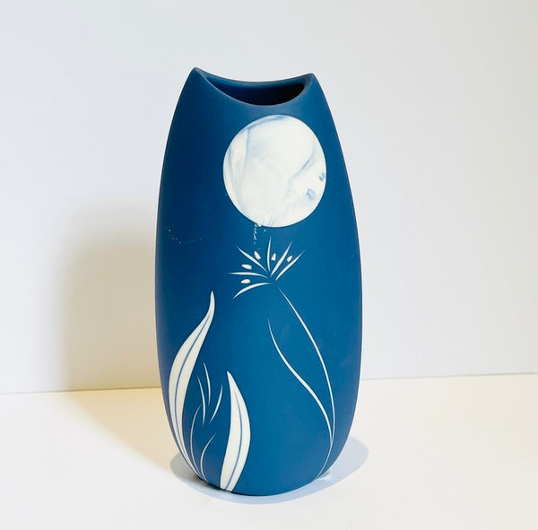 Blue Porcelain Vase with White Moon Inlay 2, Medium (SD23)