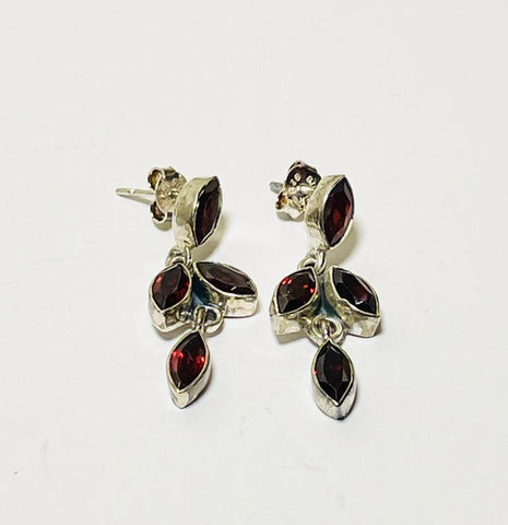Garnet 4 Stones Stud Earrings (CH48)
