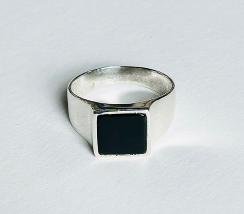 Back Onyx MAN RING. MANY (PG512)