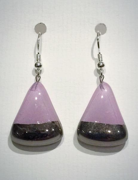 Triangle Earrings 1 (Light Mauve)