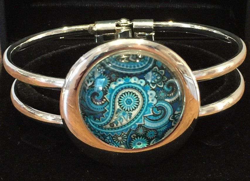 Blue Paisley Print Bangle