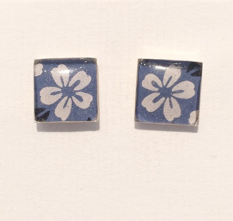 Square Floral Studs (Blue)
