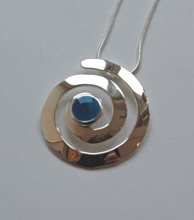 Snail Pendant (Teal)