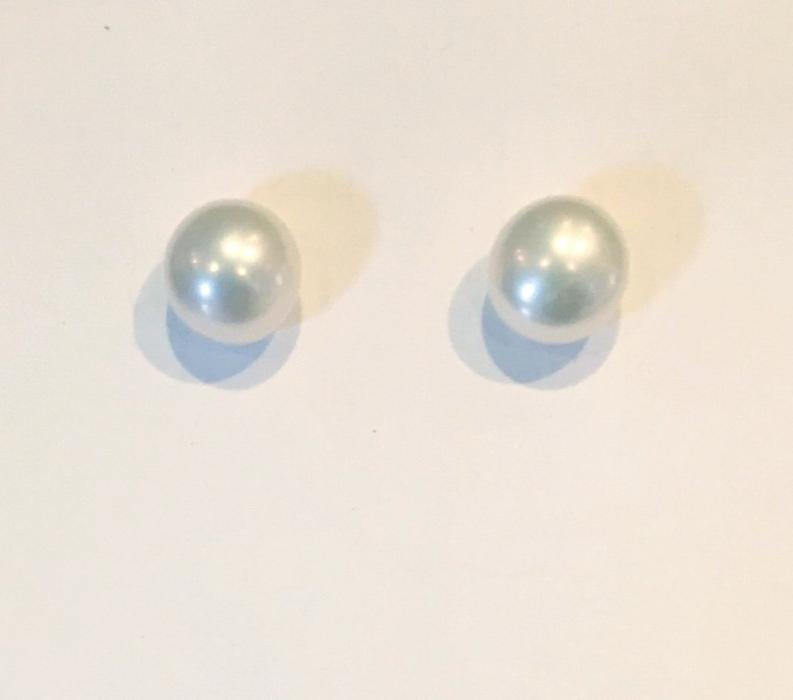 8mm Pearl Earrings