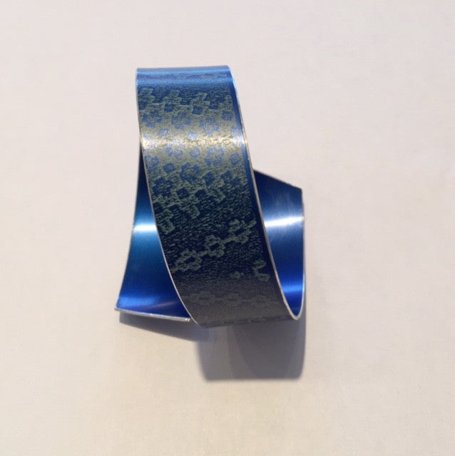 Linen Futures Strip Bangle (Blue)