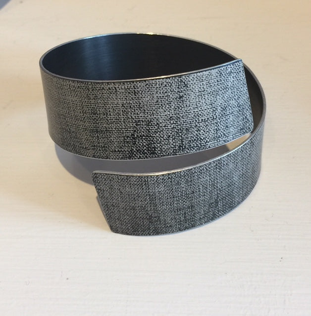 Black Linen Futures Strip Bangle 2