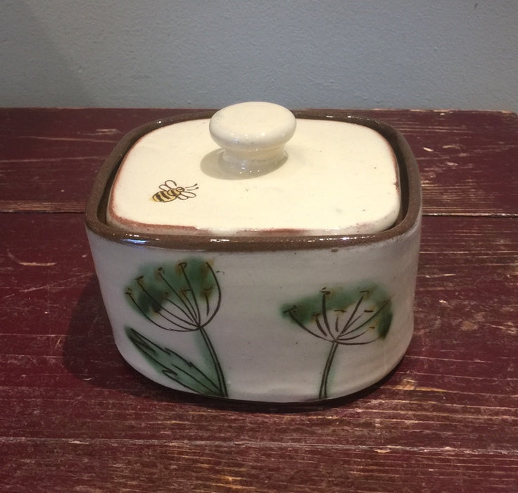 Dill & Bee Lidded Pot/Butter Dish