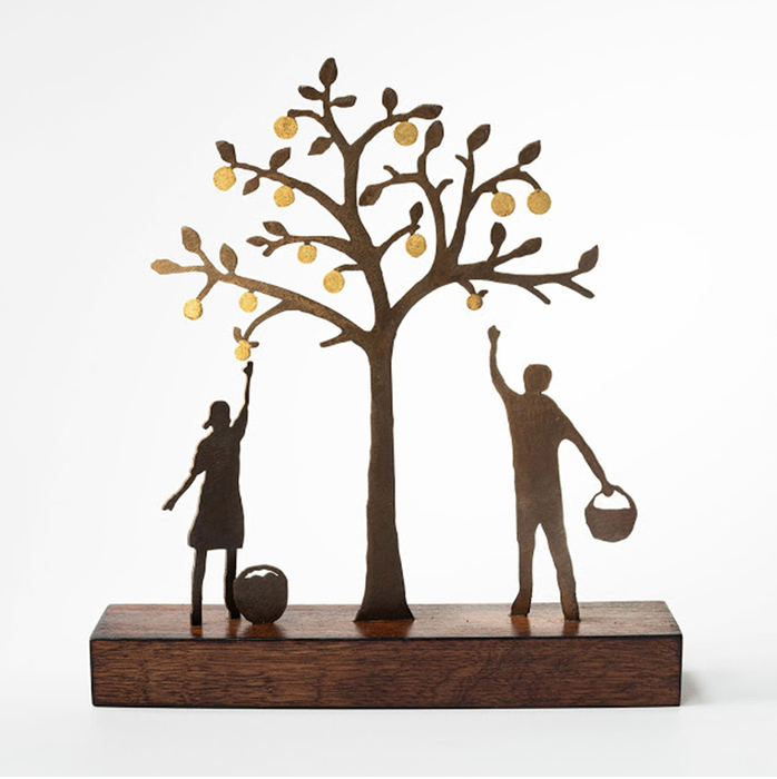 Apple Pickers - Golden Delicious