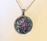 Water Iris Pendant (VF21)