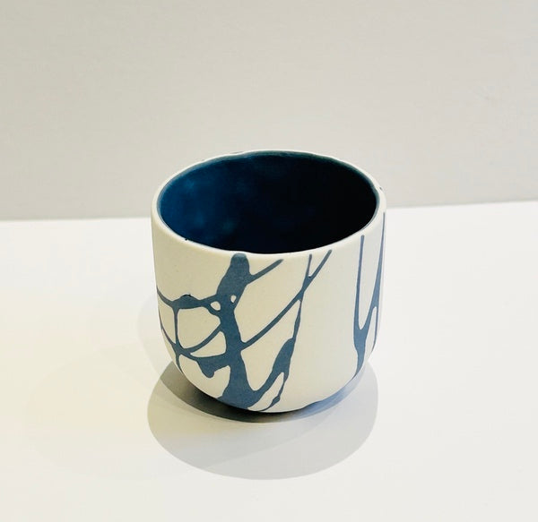 Small Vessel Porcelain. STRATUM 4 (CV59)