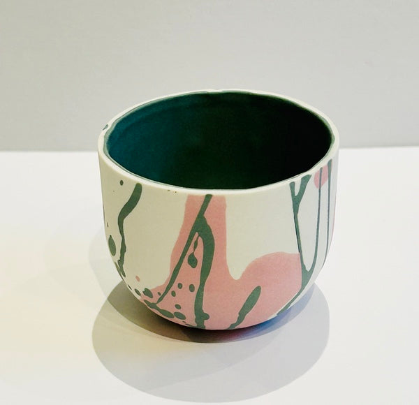 Medium Vessel Porcelain. STELA 5 (CV63)