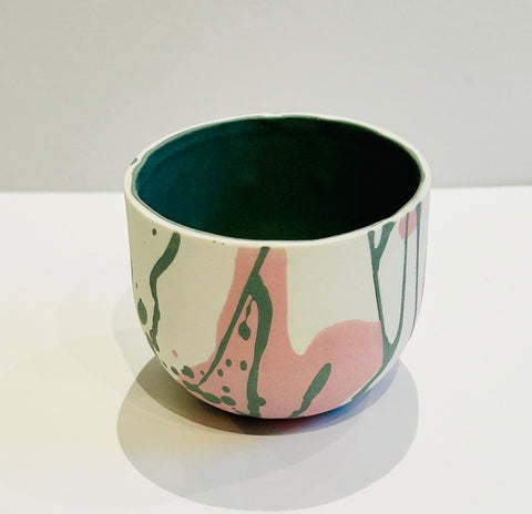 Medium Vessel Porcelain. STELA 5 (CV63)