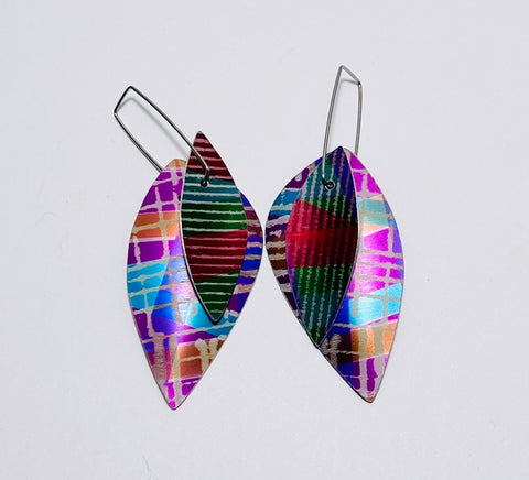 Tone & Line Earrings 4 (MN99)