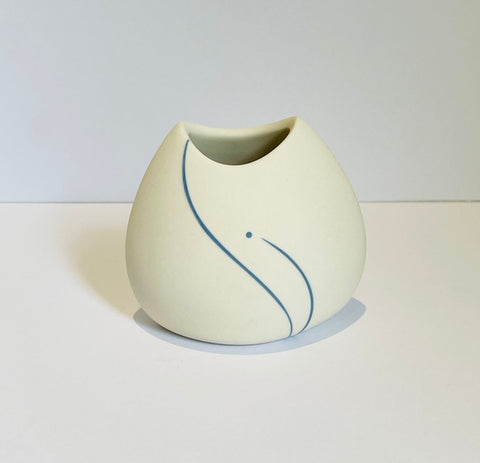 Extra Small White Porcelain with Blue Inlay (SD32)