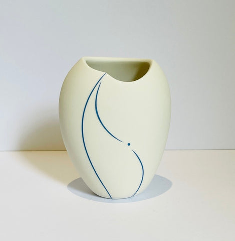 Small White Porcelain with Blue Inlay III (SD35)