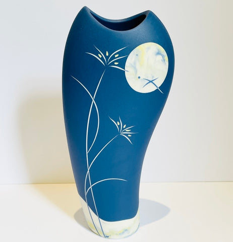 Medium Blue Porcelain Vase with Moon and Grasses inlay I (SD25)