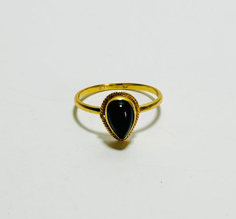 Black Onyx Gold-plated Silver Ring (PG511)