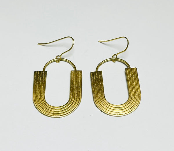 Falak Earrings, Golden (DO16)