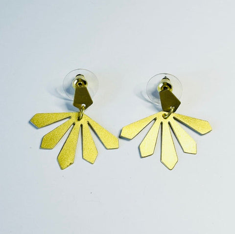 Emma Stud Earrings (DO31)