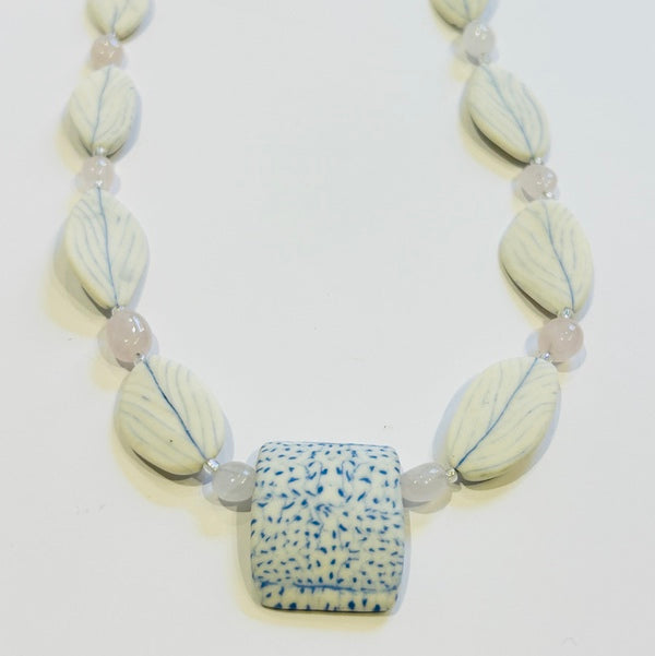 Aosumi Leaf Ceramic & Rose Quartz Necklace (CM16)