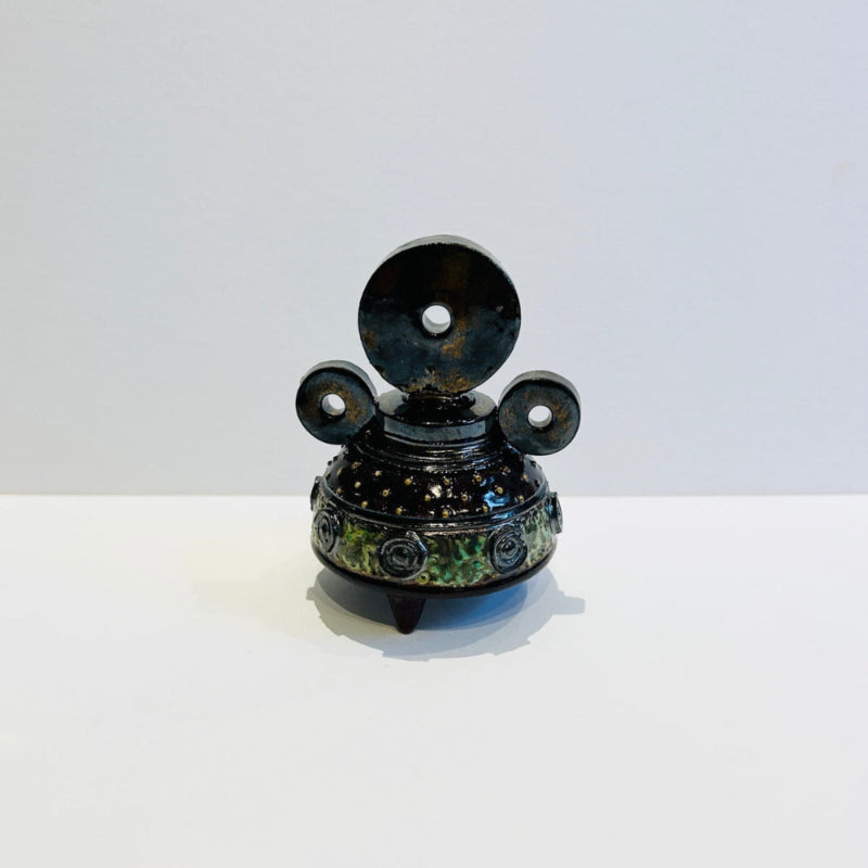 'Olivares' Small Tripod Textured Vessel (DW38)