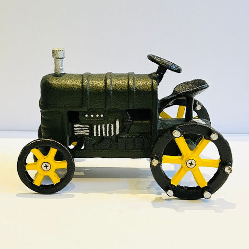 Green Rustic Tractor. Garden Metal Art (PGS10)