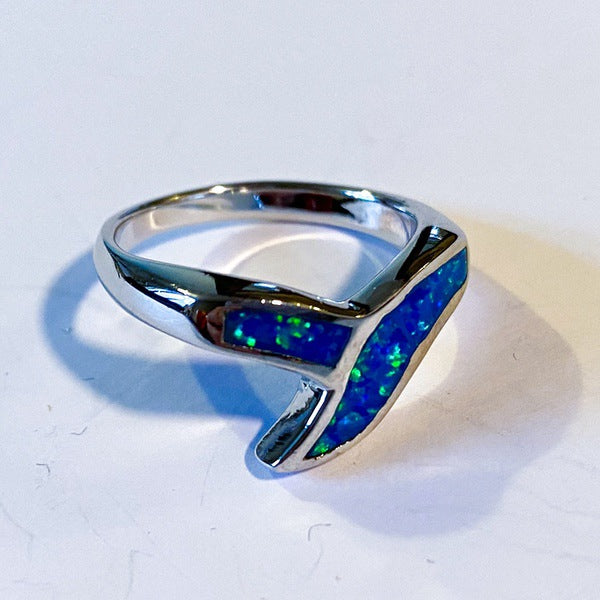 Opal 2025 wave ring