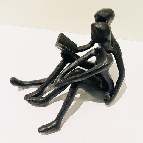 Shared Pages (Couple Reading) Metal Art (PGS02)