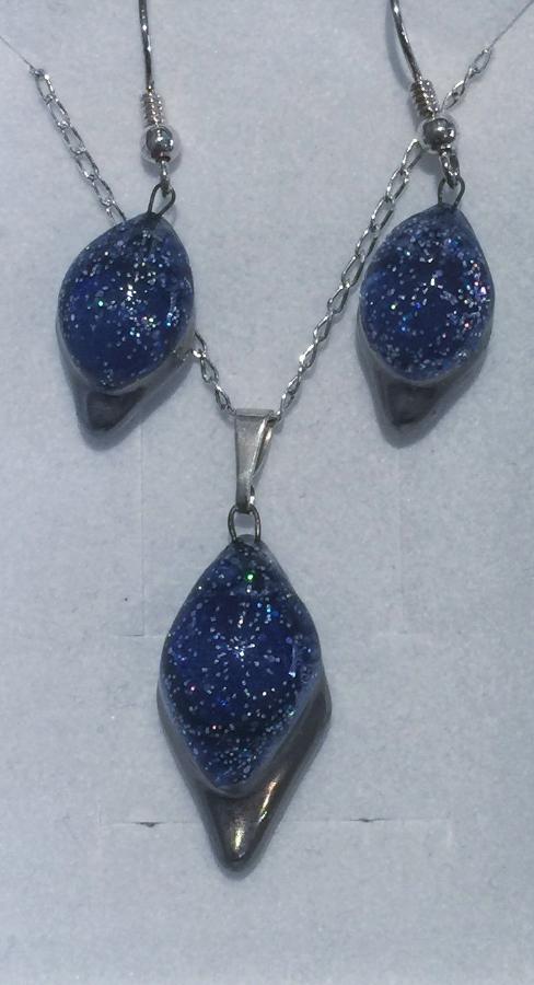 Blue Platinum Glitter Drop Pendant & Earrings Set (A166)