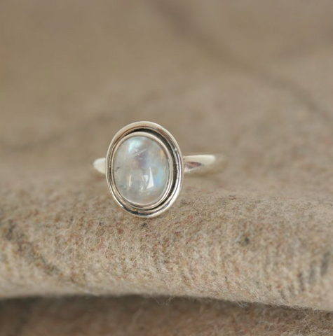 Moonstone Silver Ring (CH35)