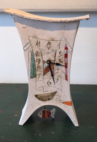 Pendulum Clock with Fish