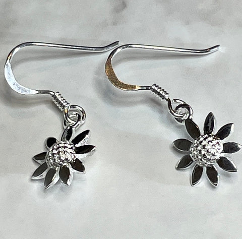 Silver Daisy Flower Hook earrings (KM85)