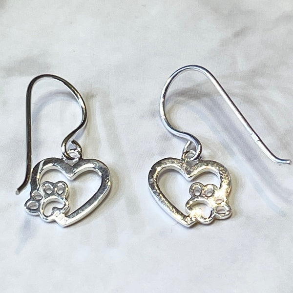 Silver Heart with Pawprint Hook earrings (KM83)