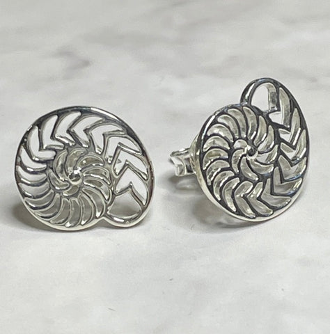 Silver Ammonite design Stud Earrings (KM76)