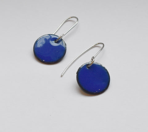 Round Enamel Earrings (Dark Blue)