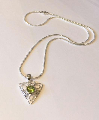 Celtic Design Pendant with Peridot