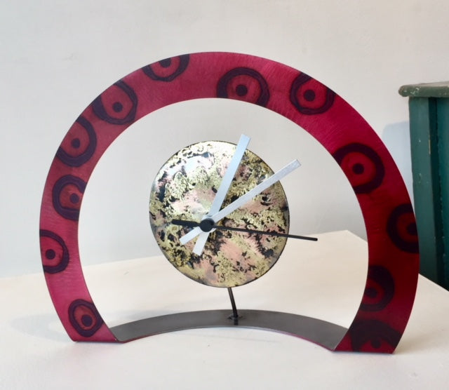 Hoop Clock (Red with Circles)